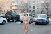 Скриншот №5 для [Nude-in-russia.com] 2021-02-26 Alexandra B - Would like to play badminton [Exhibitionism] [2700*1800, 41]