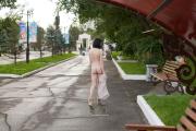 Скриншот №3 для [Nude-in-russia.com] 2021-03-05 Nastja - City Park [Exhibitionism] [2700*1800, 62]