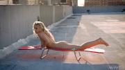 Скриншот №6 для [MetArt.com] 2021-10-24 Ansley W - Top Shape [Nude, Glamour, Posing] [1080p, HDRip]