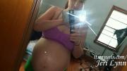 Скриншот №1 для [Itsmyurls.com/Manyvids.com] Jeri Lynn - 39 Weeks Pregnant Showing Off Body [2018 г., pregnant, solo, 1080p, WEB-DL]