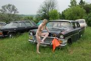 Скриншот №1 для [Nude-in-russia.com] 2022-04-19 Eva 2 - Soviet car GAZ-13 Chaika [Exhibitionism] [2700*1800, 48]