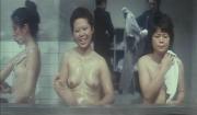 Скриншот №7 для Joshûu 101: Shaburi / Заключенная 101: Отстойник (Koyu Ohara (as Kosuke Ohara), Nikkatsu) [1977 г., Erotic, Action, Crime, DVDRip]