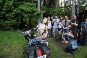Скриншот №7 для [Nude-in-russia.com] 2022-04-29 Eva 2 - At the bikers party [Exhibitionism] [2700*1800, 153]
