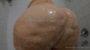Скриншот №3 для [Onlyfans.com] Hourglassleigh - Soapy Shower Session [2020, solo, bbw, mature, big ass, huge ass, 1080p]