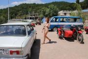Скриншот №1 для [Nude-in-russia.com] 2022-08-30 Xenia - The Soviet Union Corner in Crimea [Exhibitionism] [2700*1800, 45 фото]