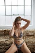 Скриншот №1 для [Maycontaingirl.com] 2022-06-13 Rosie Danvers - Zig Zag [Solo, Erotic, Big tits] [2667x4000, 190 фото]