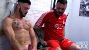 Скриншот №8 для [ScottXXX.com] The Changing Room Diaries Ep.21 (Danny Boss, Koby Lewis, Markov Chain) [2022 г., Bareback, Blowjob, Anal/Oral Sex, Big Dick, Deep Throat, Hairy, Moaning, Muscles, Cumshot, Threesome, Bare Feet, Foot, Footfetish, Scally, Smooth, 1080p]