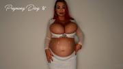 Скриншот №4 для [Onlyfans.com] Micky Bells - Pregnancy Diary 8 [2022 г., solo, pregnant, big tits, huge tits, 1080p, SiteRip]