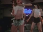 Скриншот №4 для Hot T-Shirts / Горячие футболки (Chuck Vincent, Cannon Group) [1980 г., Comedy, Erotic, VHSRip]